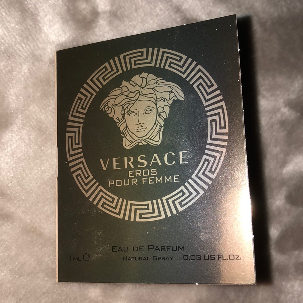 VERSACE “eros pour femme” Perfume